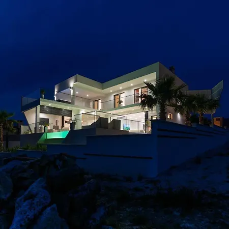Vila 5* Luxury Michele *