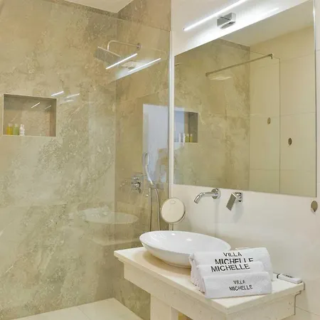 5* Luxury Michele *