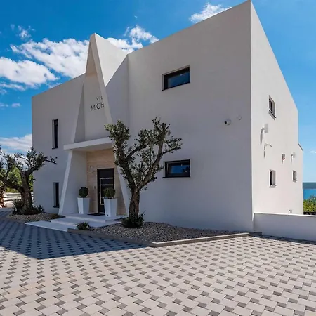 Vila 5* Luxury Michele *